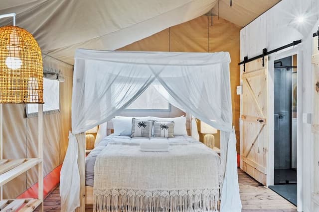 Luxury Safari Tent