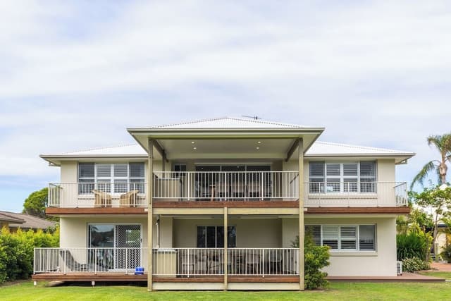 Villa, 3 Bedrooms, Lake View