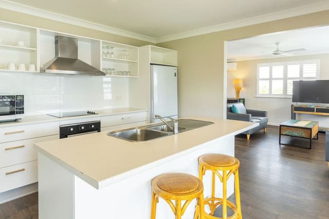 Villa, 3 Bedrooms, Lake View