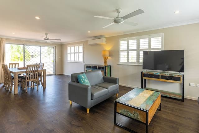 Villa, 3 Bedrooms, Lake View
