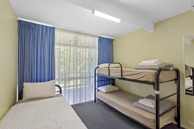 Superior 1 Bedroom Cabin