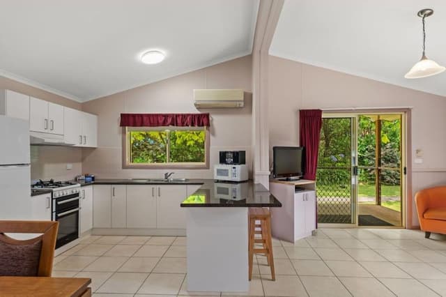 Deluxe 3 Bedroom Spa Villa