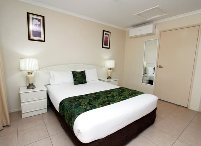 Room, 1 Queen Bed, Accessible