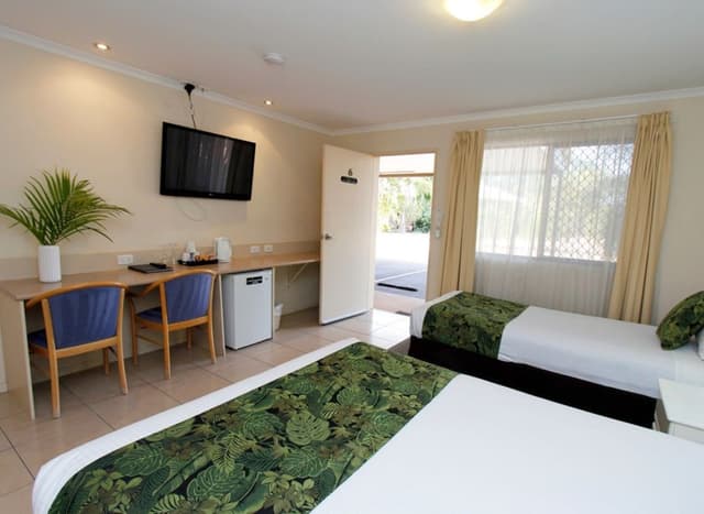 Twin Room, Multiple Beds