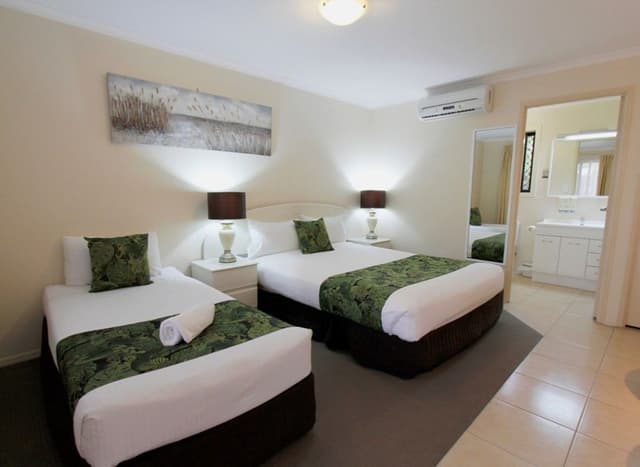 Twin Room, Multiple Beds
