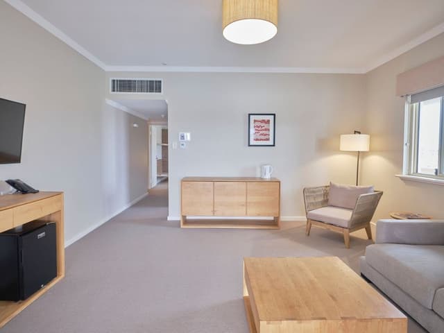 Suite, 2 Bedrooms