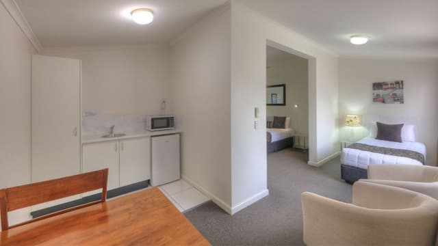 Executive Queen Room