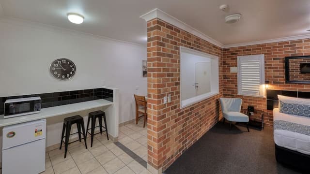 Executive Queen Room