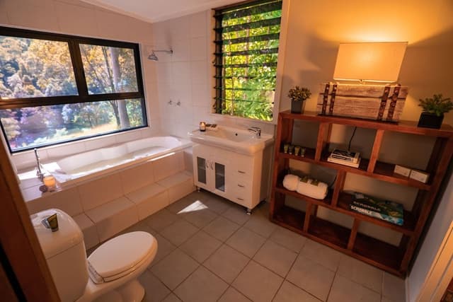 Deluxe 2 Bedroom Cottage (Tallowood)