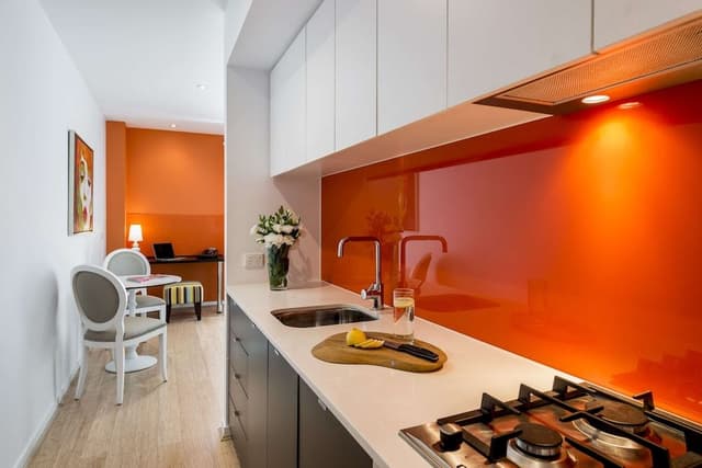 1 Bedroom Apartment