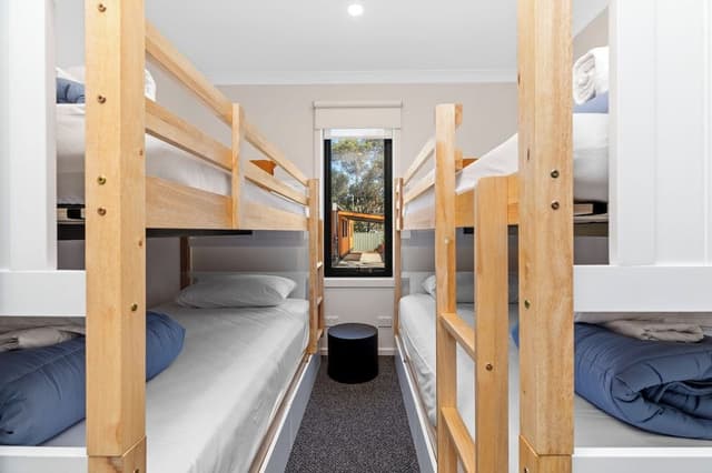 Superior Family Cabin (Sleeps 6)