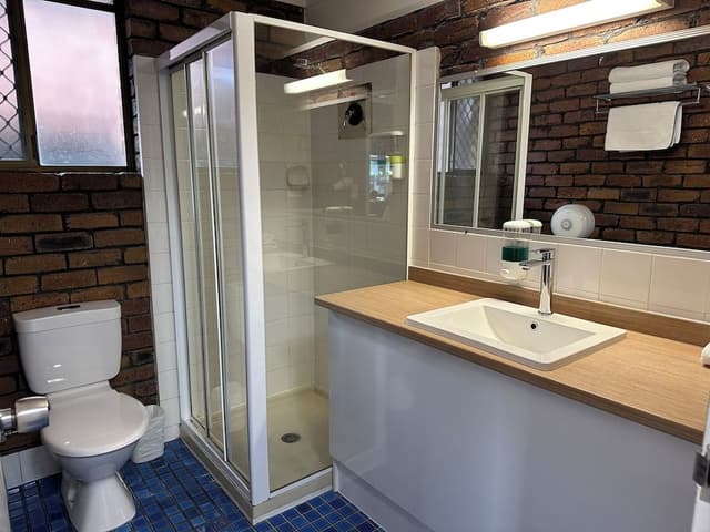 Standard Room, 1 Queen Bed, Non Smoking, Balcony (Standard Queen Room)