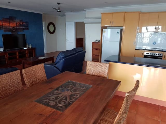 Premium Penthouse, 2 Bedrooms, Beach View