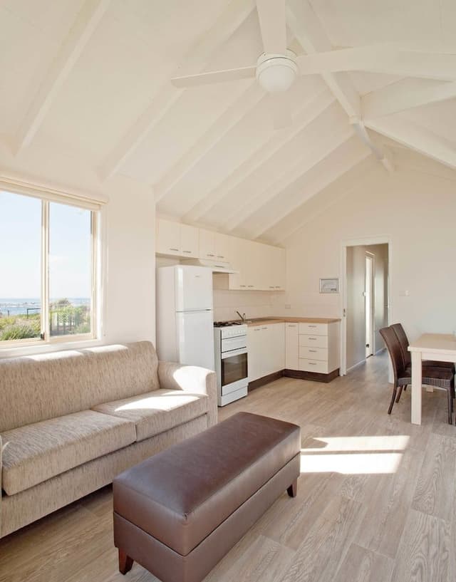 2 Bedroom Ocean View Cabin