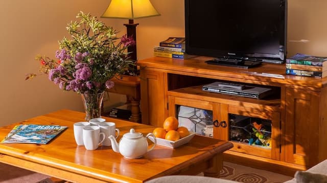 Classic Cottage, Multiple Beds, Refrigerator & Microwave, Garden Area