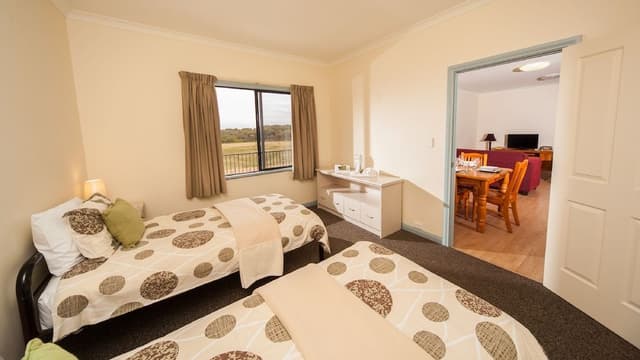 Deluxe Cottage, 3 Bedrooms, Lake View, Executive Level