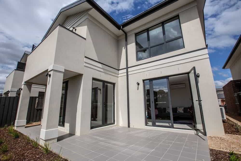 Captivating large 4BR@Narre Warren