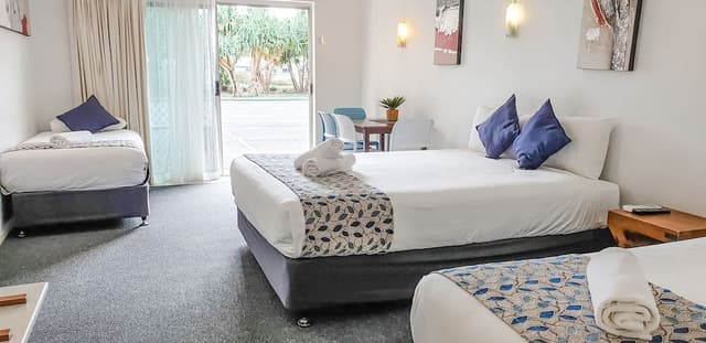 Motel Room Quad