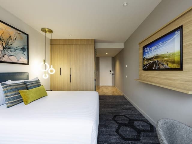 Standard Room, 1 Queen Bed