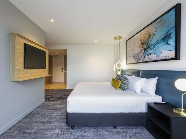 Standard Room, 1 Queen Bed