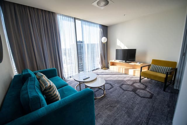 Executive Studio, 1 King Bed with Sofa bed, Bathtub