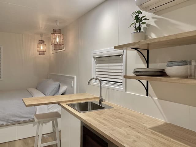 Standard Cabin