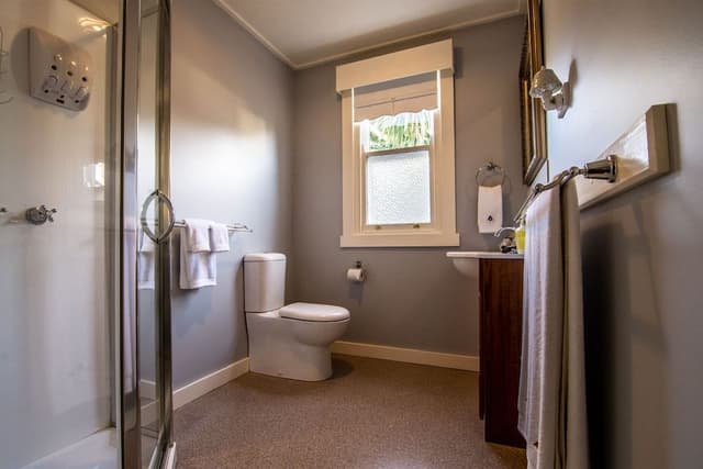 Standard Room, Non Smoking (Suite 4)