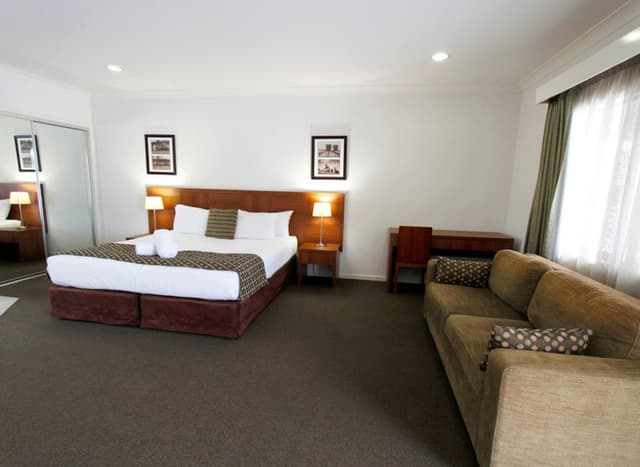 Executive King Suite