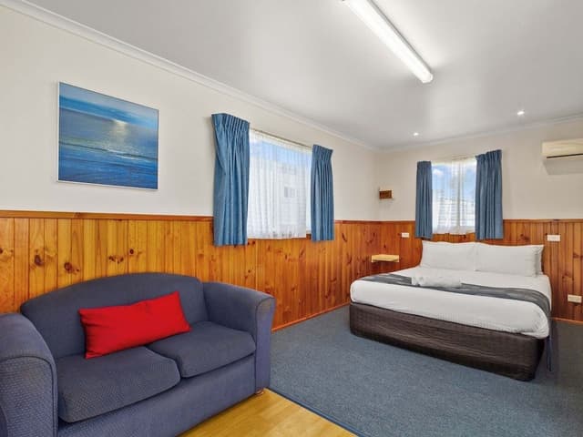 Standard Cabin