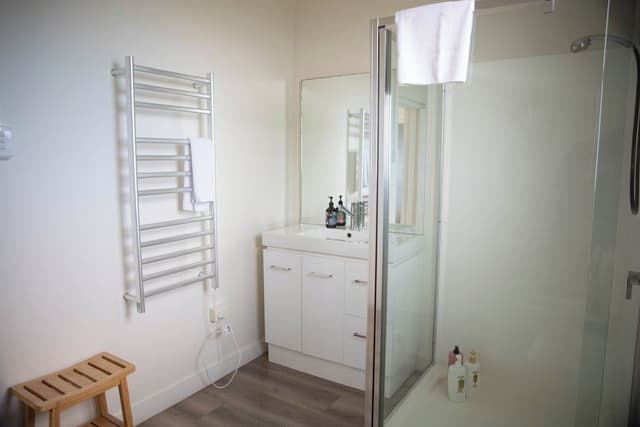 House, 3 Bedrooms, 2 Bathrooms (Light Keepers)