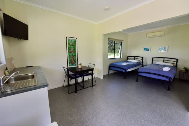 Superior Twin Room – Chalet 1