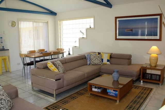House, 2 Bedrooms
