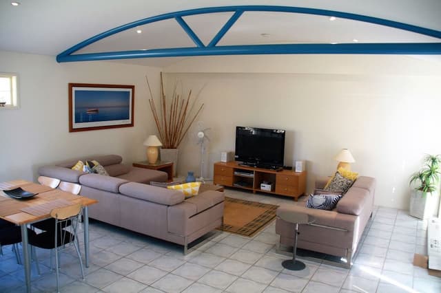 House, 2 Bedrooms