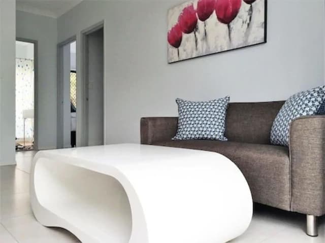 2 Bedroom