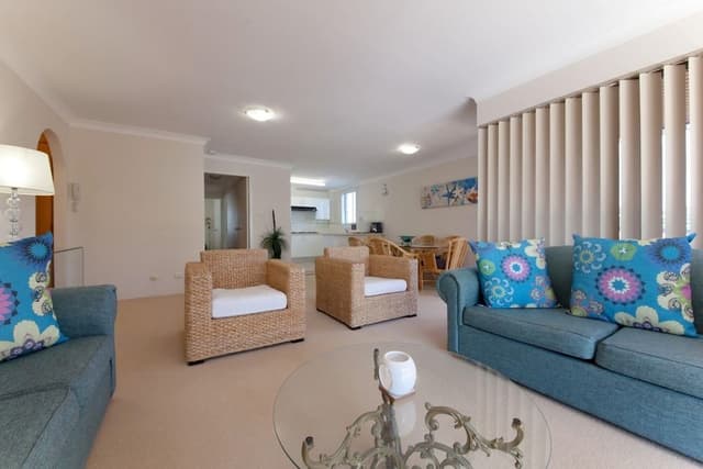 2 Bedroom Apartment with Tri Bunk