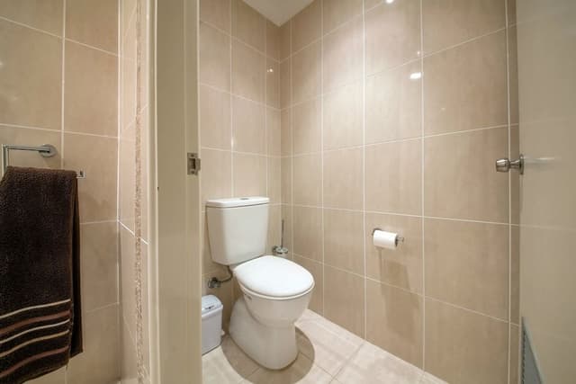 2 Bedroom Apartment with Tri Bunk