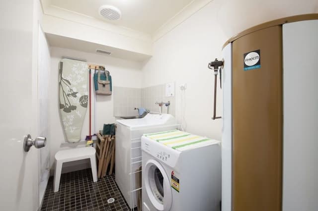 2 Bedroom Apartment with Tri Bunk