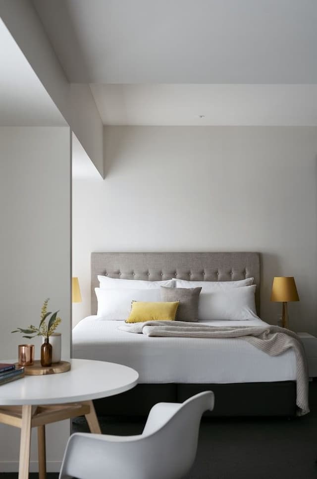 Deluxe Studio Suite (Twin)