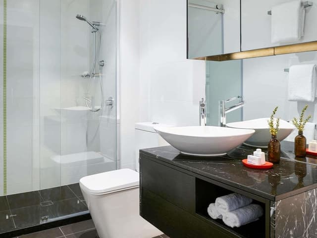 Suite, 2 Bedrooms, Balcony