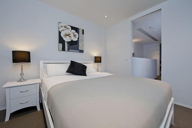 Apartment, 1 Bedroom (6/3 Burbury Close)