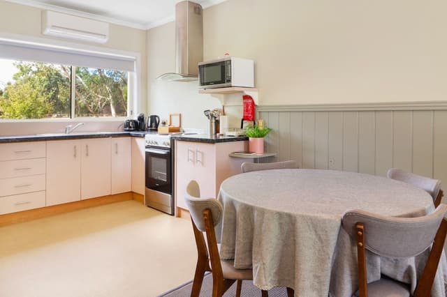 Standard Studio, Non Smoking, Kitchen (Studio Apartment)