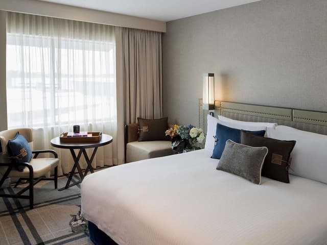Classic Room, 1 King Bed