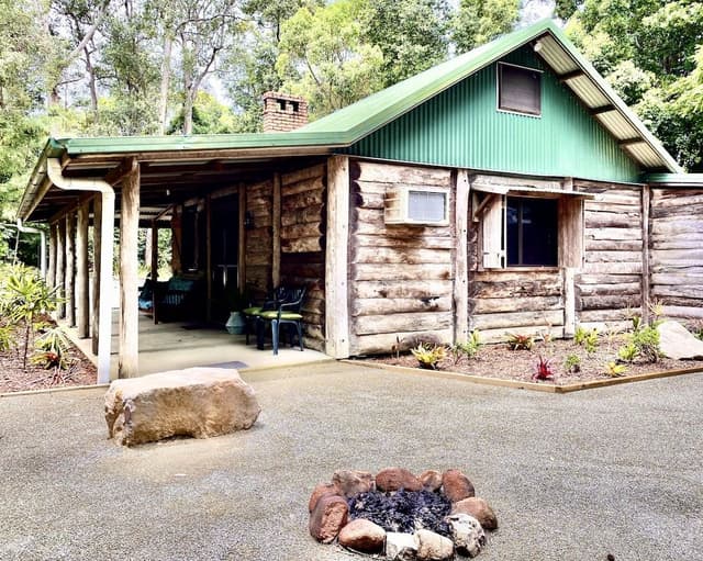 Ironbark Romantic Cabin