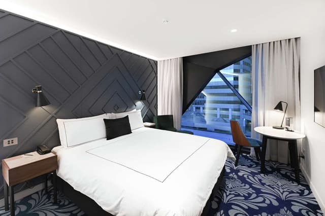 KING BANKSIA DELUXE PLUS