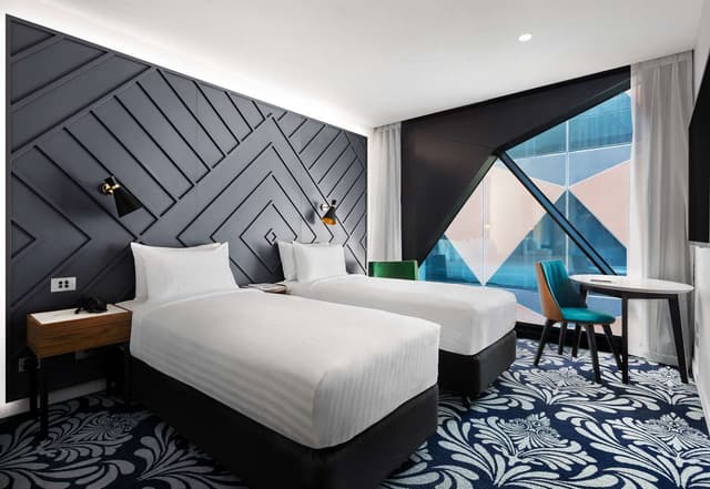 TWIN ACACIA ROOM