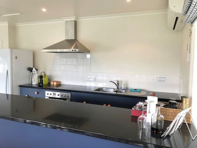 Signature House, Kitchen, Garden View