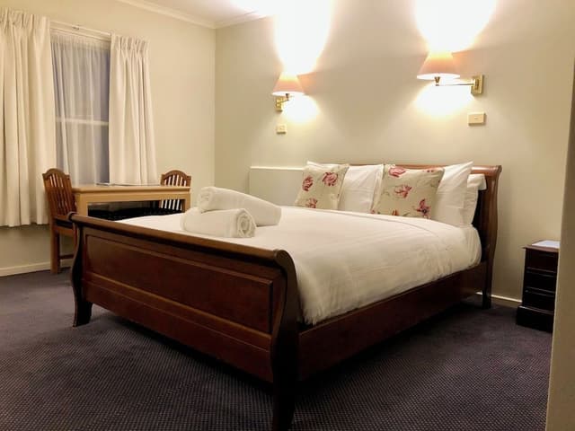 Premium Room, 1 Queen Bed