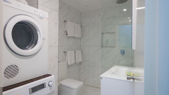 Superior Apartment, 2 Bedrooms, Mountain View