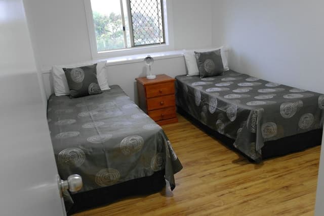 Superior Apartment, 2 Bedrooms, Mountain View