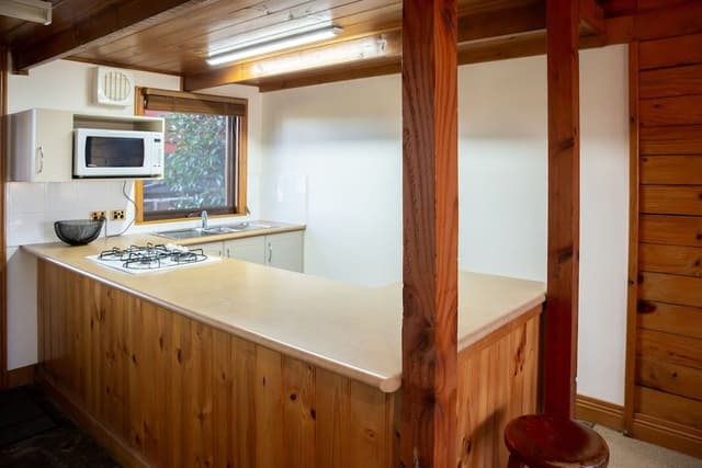 Cottage, Mountain View